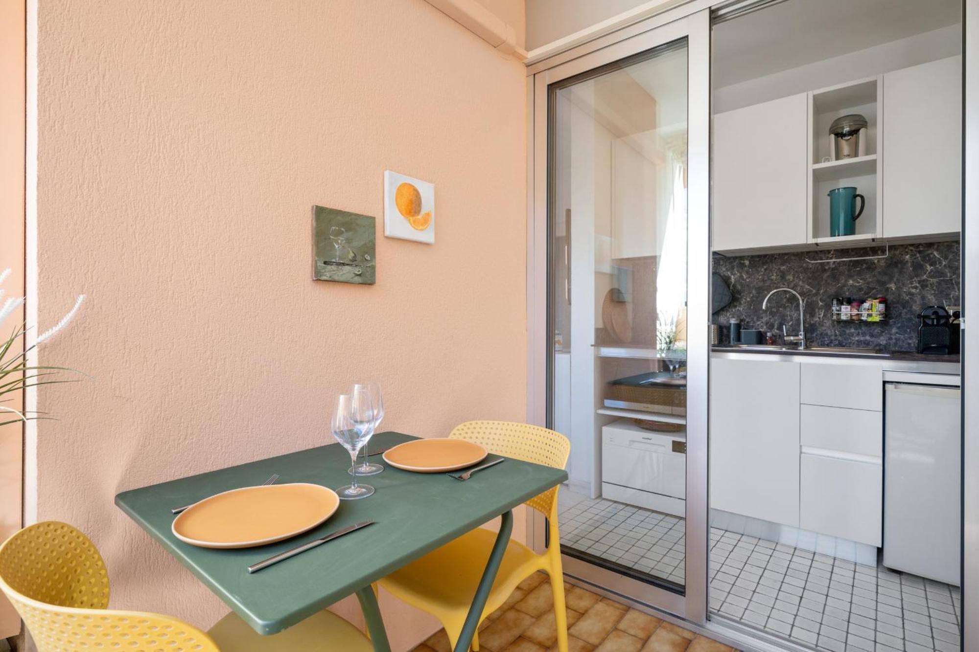 "Charmant Studio" Plein Centre, Calme, Terrasse Menton Exteriér fotografie